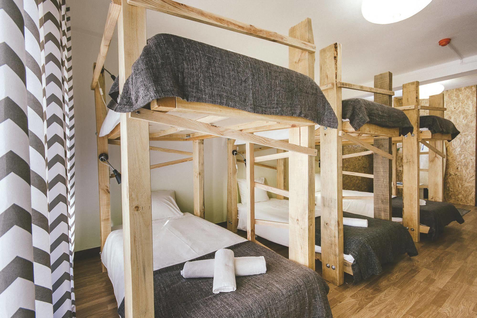 Cliff Surf House Hostel Santa Cruz  Bagian luar foto